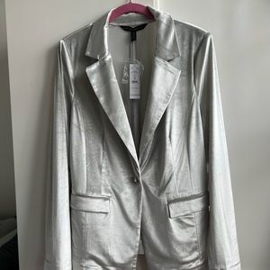 White House Black Market NWT Velvet Long Line Blazer